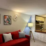 Alessandro 82 - Immobili E Soluzioni Rent *