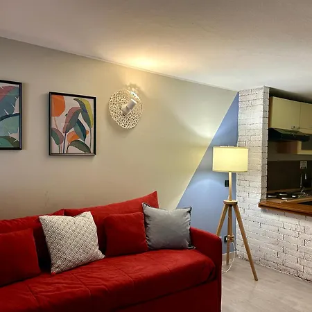 아파트 Alessandro 82 - Immobili E Soluzioni Rent 베르가모