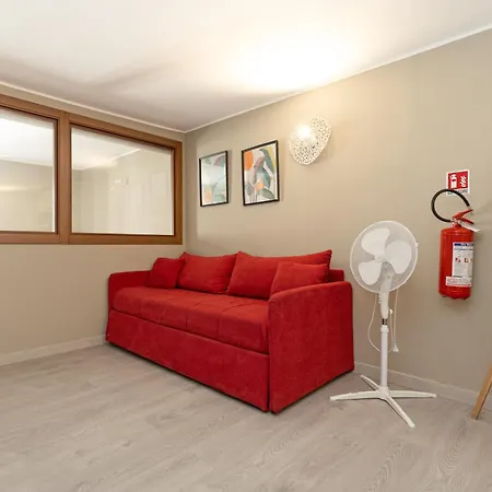 Alessandro 82 - Immobili E Soluzioni Rent Lägenhet