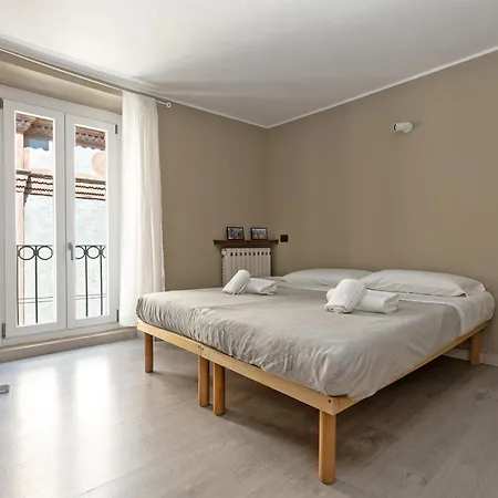 Alessandro 82 - Immobili E Soluzioni Rent Lägenhet Bergamo
