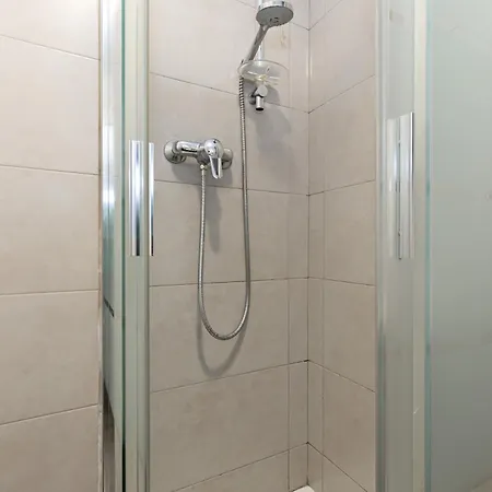 Alessandro 82 - Immobili E Soluzioni Rent * Bergamo